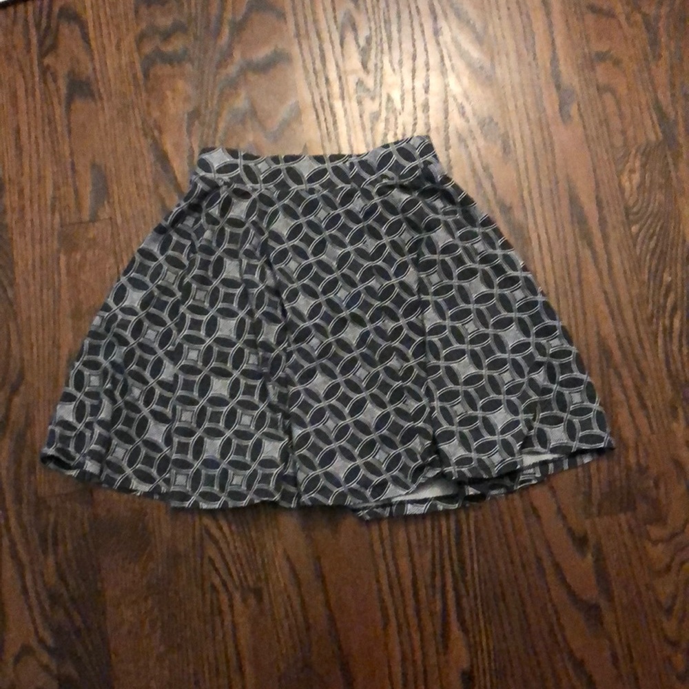 Patterned skirt